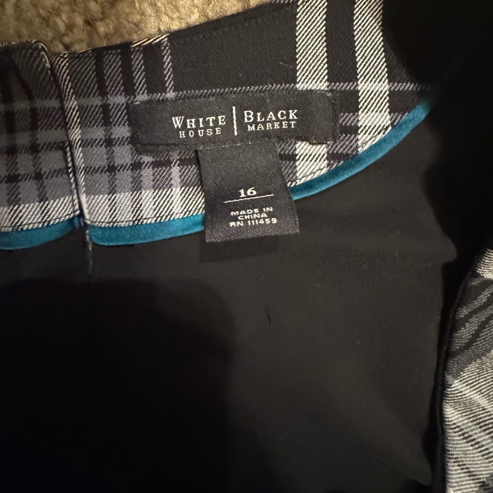 White House Black Market Plaid Sleeveless Top – Size 16 - Picture 8 of 8